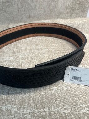 Safariland Buckleless Black lined duty Utility Work Belt 94-30-4 NWT